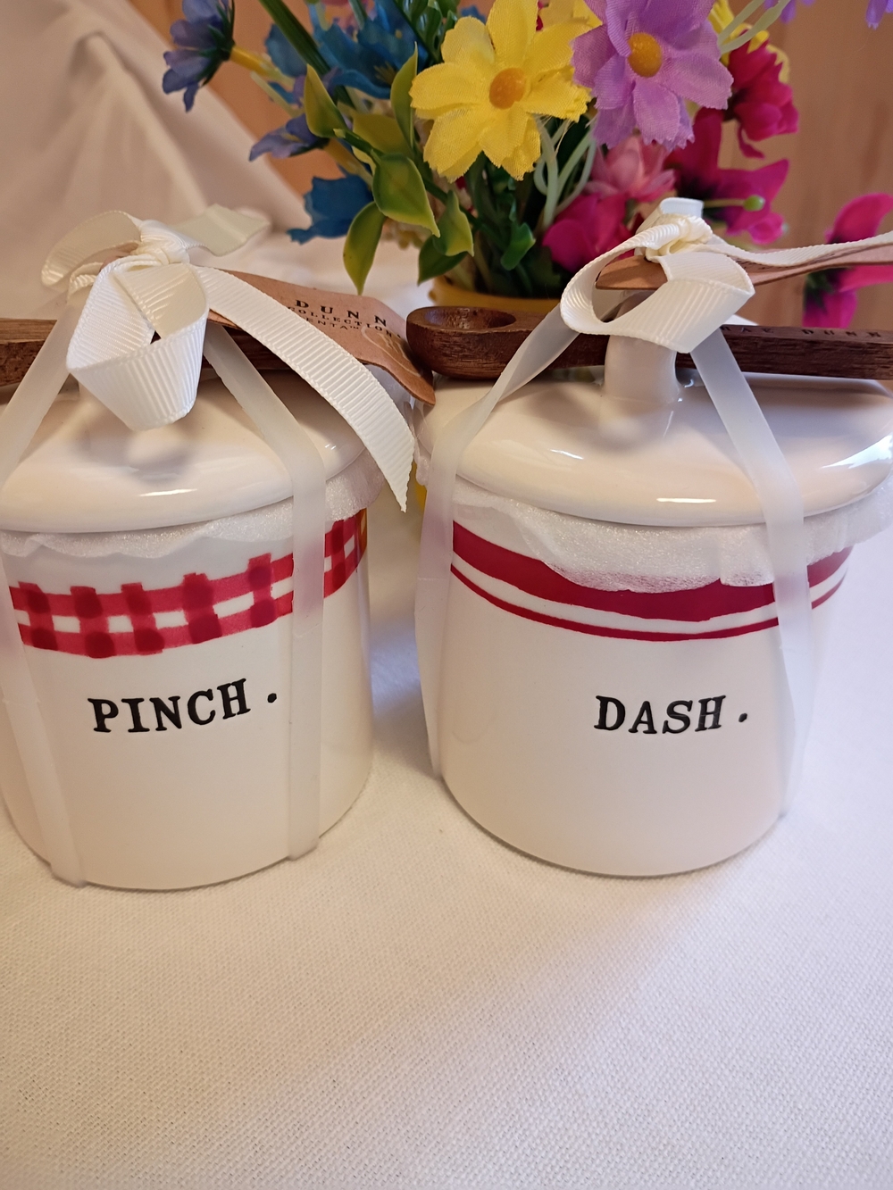 Rae Dunn Farmhouse Pinch & Dash Ceramic Spice Jars with Lids And Spoons